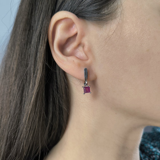 Срібні сережки з рубіном 1,99 карата