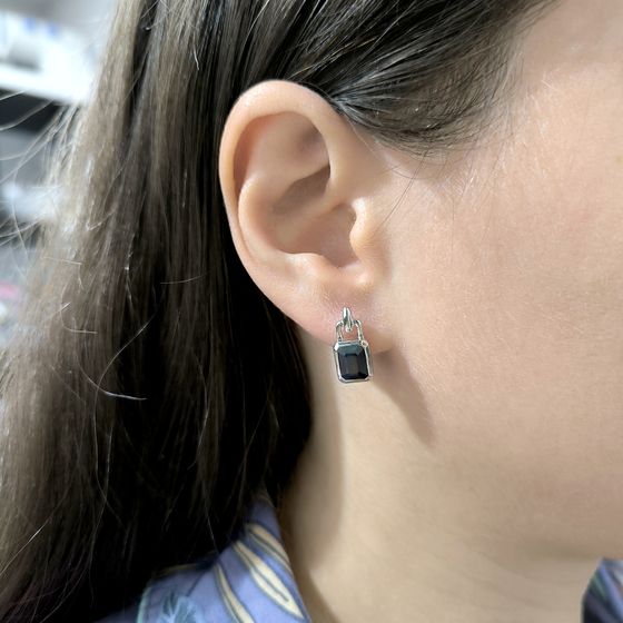 Срібні сережки з сапфіром 3,667 карата