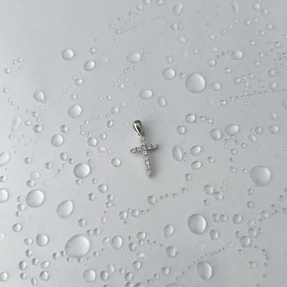 Срібний хрестик з фіанітами