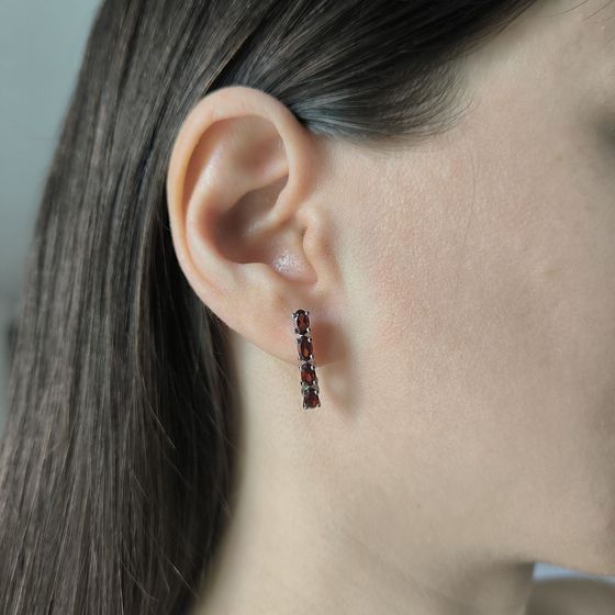 Срібні сережки з гранатом 2,531 карата