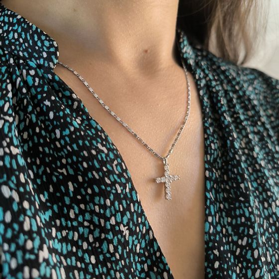 Срібний хрестик з фіанітами