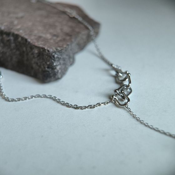 Silver necklace with baroque pearls