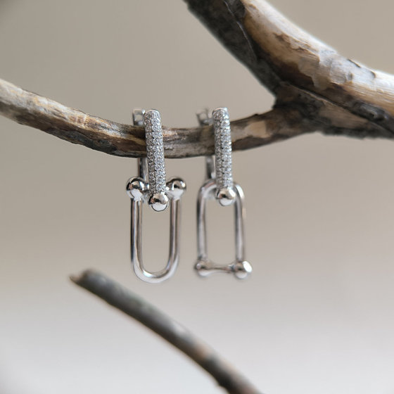 Silver earrings with cubic zirconia