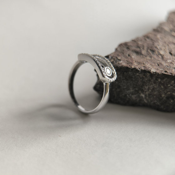 Silver ring with cubic zirconia