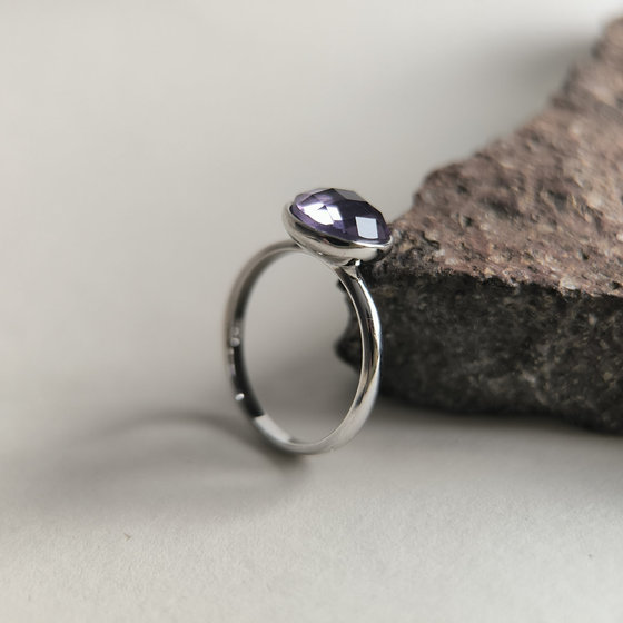 Silver ring with cubic zirconia