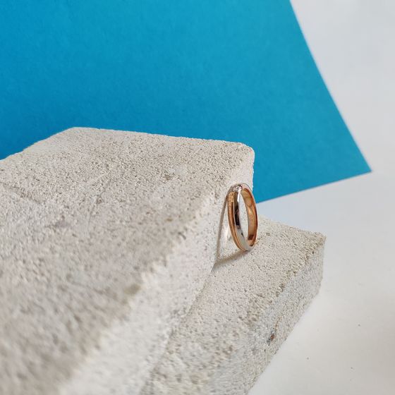 Золотое кольцо с фианитами 0.2ct