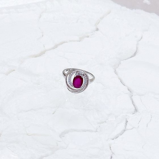 Sterling silver ring with 2.03ct ruby, diamonds