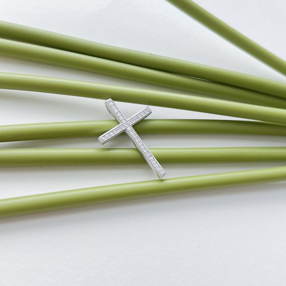 Срібний хрестик з фіанітами