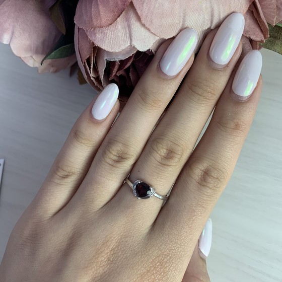 Срібна каблучка з гранатом 0.918ct