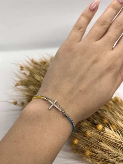 Silver bracelet with phianites