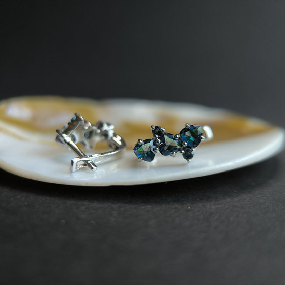 Silver earrings with a 1.42-carat mystic topaz