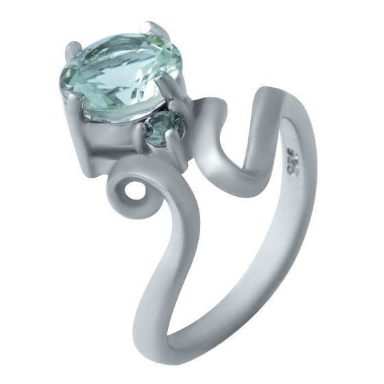 Серебряное кольцо с хризолітом