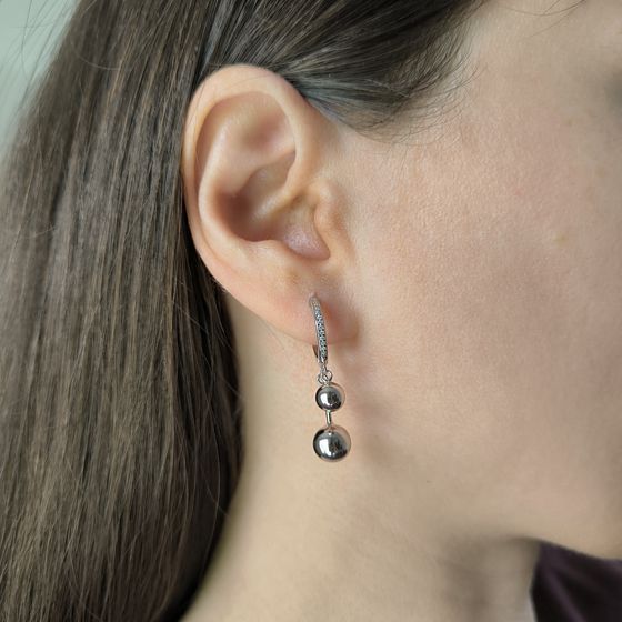 Серебряные серьги с фианитами