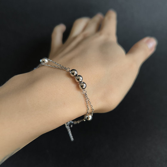 Silver bracelet without stones