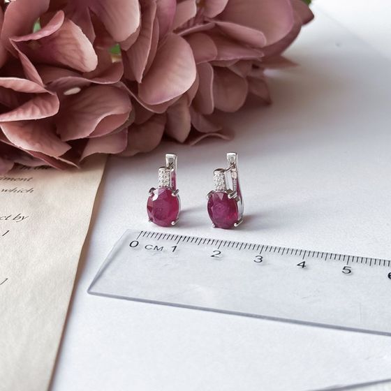 Срібні сережки з рубіном 7,507 карата