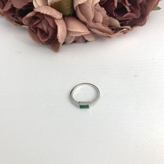 Серебряное кольцо с изумрудом nano 0.53ct