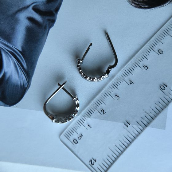 Срібні сережки без каменів