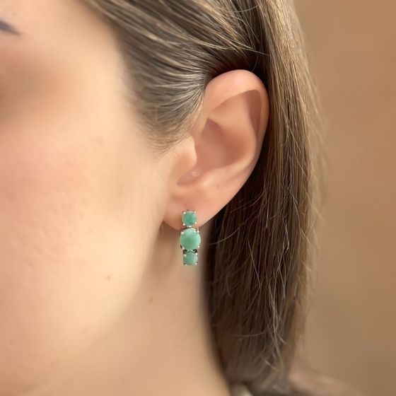 Срібні сережки зі смарагдом 4,557 карата