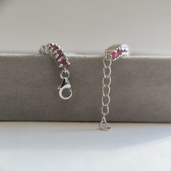 Silver bracelet with ruby 7.707ct