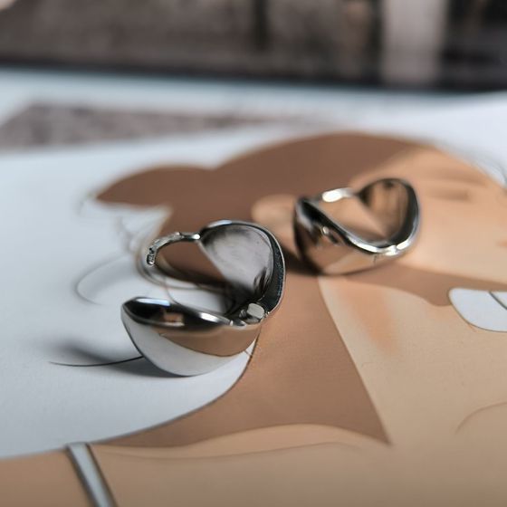 Срібні сережки без каменів