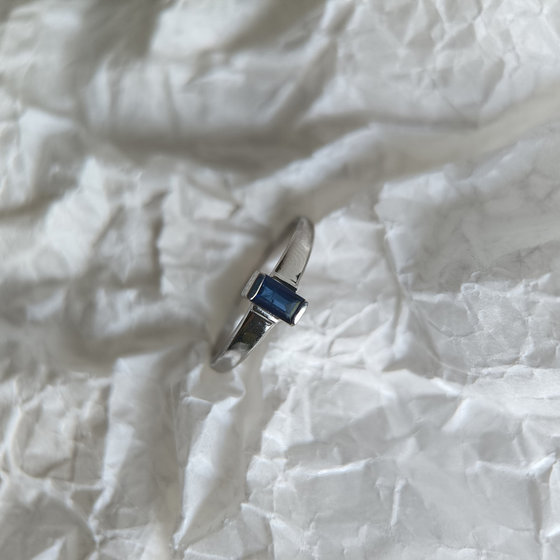 Серебряное кольцо с сапфиром 0.338ct