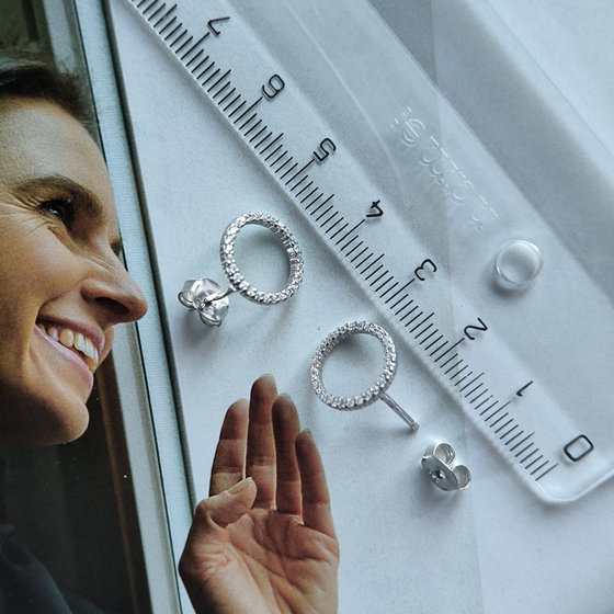 Серебряные серьги с фианитами