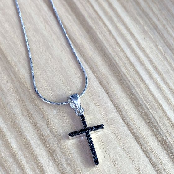 Silver cross with phianites