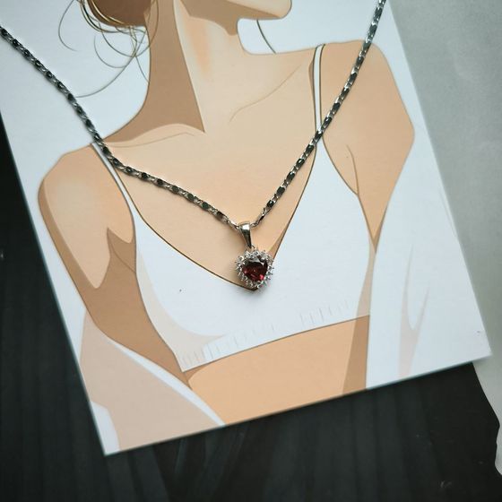 Серебряная подвеска с гранатом 1.144ct