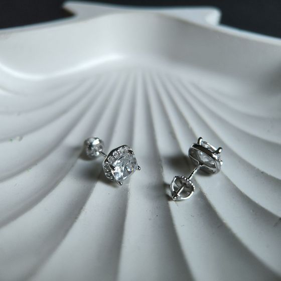 Срібні сережки з фіанітами