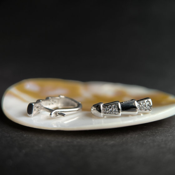 Срібні сережки з фіанітами 0.2ct