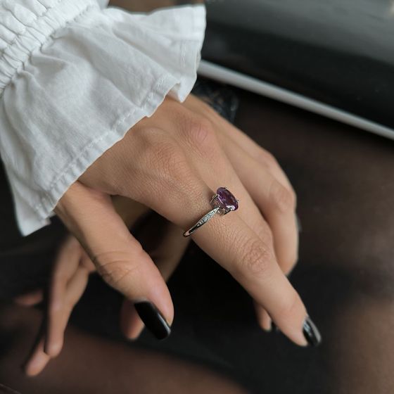 Silver ring with alexandrite, fianites