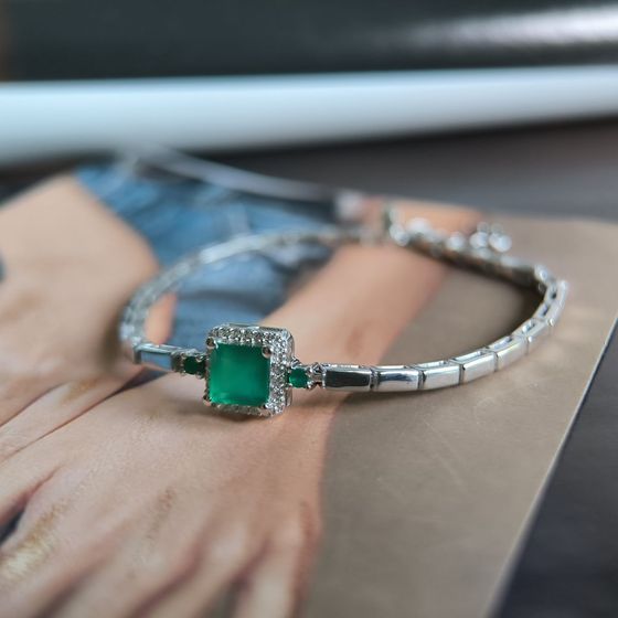 Серебряный браслет с агатом 1.387ct, фианитами