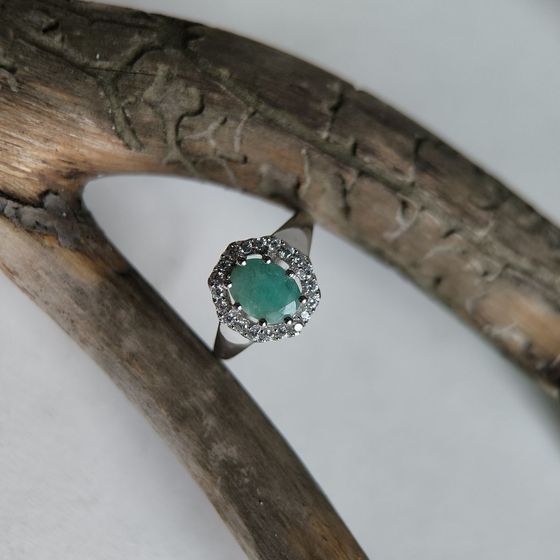 Silver ring with emerald, fianites