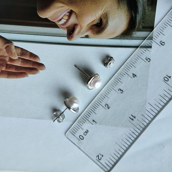 Срібні сережки з перлами