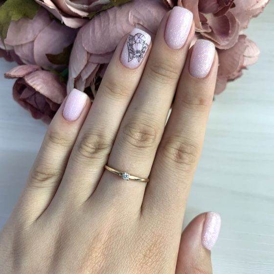 Золота каблучка з діамантом 0.06ct