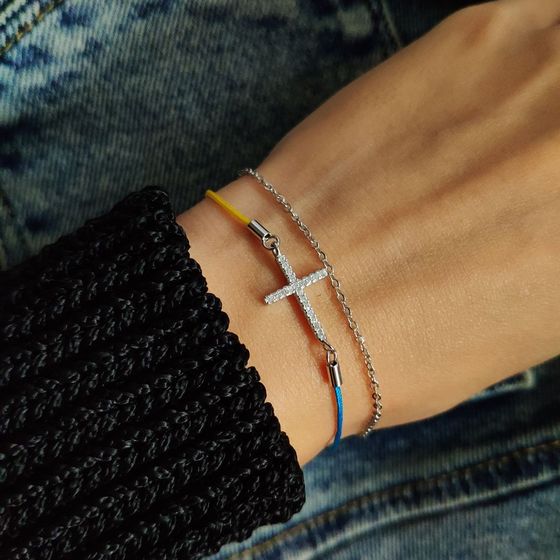 Silver bracelet with phianites