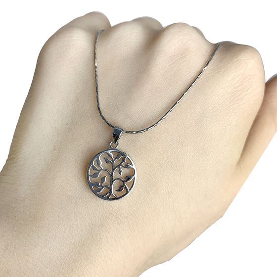 Silver pendant without stones