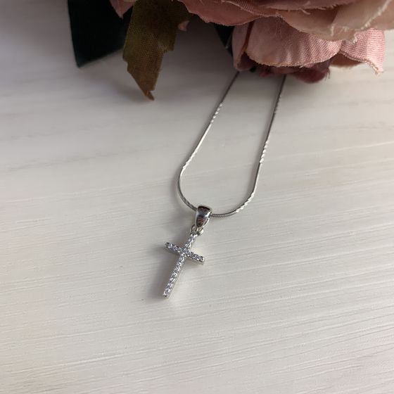 Срібний хрестик з фіанітами
