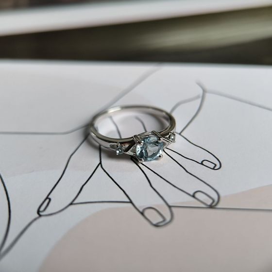 Серебряные серьги с топазом 2.117ct