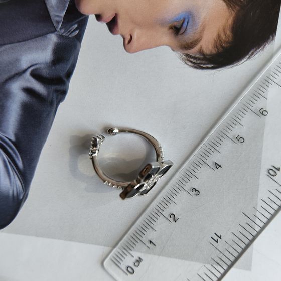 Silver ring with onyx, fianites