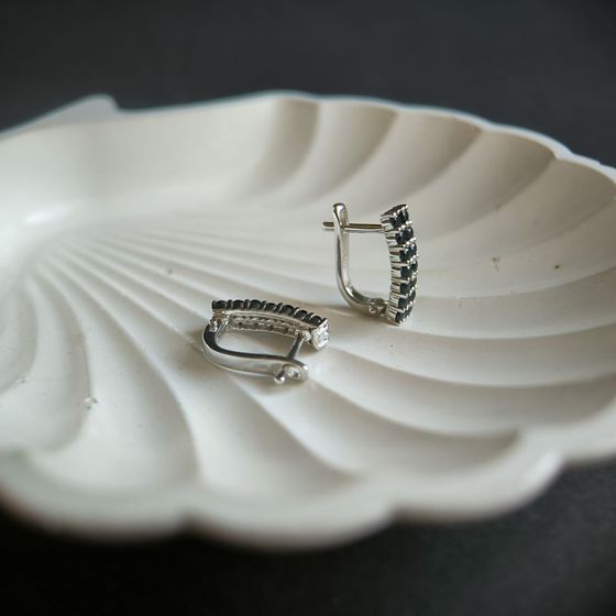 Срібні сережки з сапфіром 1,568 карата