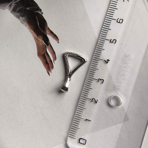 Срібна підвіска з фіанітами 0.1ct