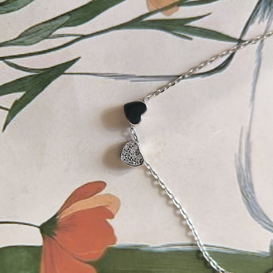 Silver necklace with cubic zirconia