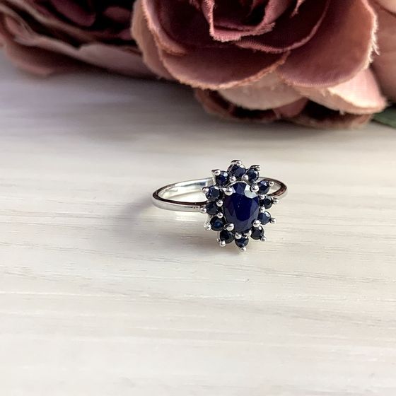 Срібна каблучка з сапфіром 1,64 карата