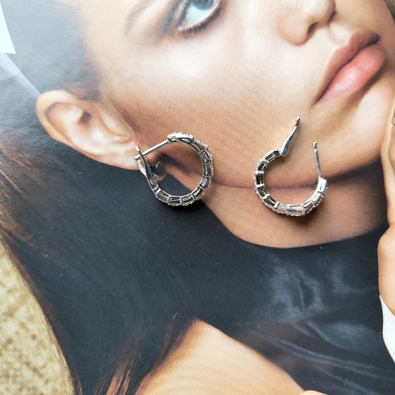 Серебряные серьги с фианитами