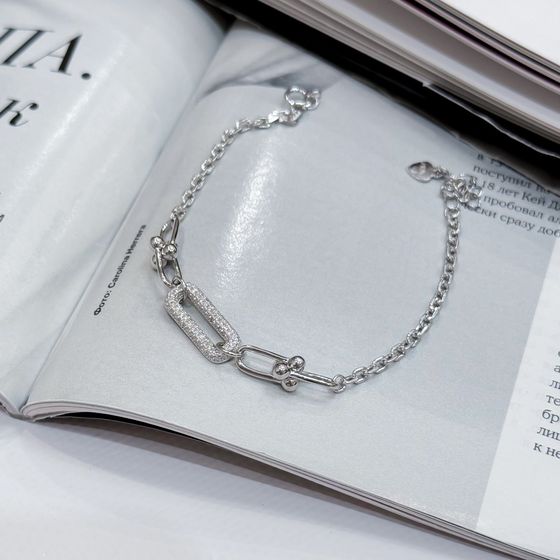 Silver bracelet with phianites