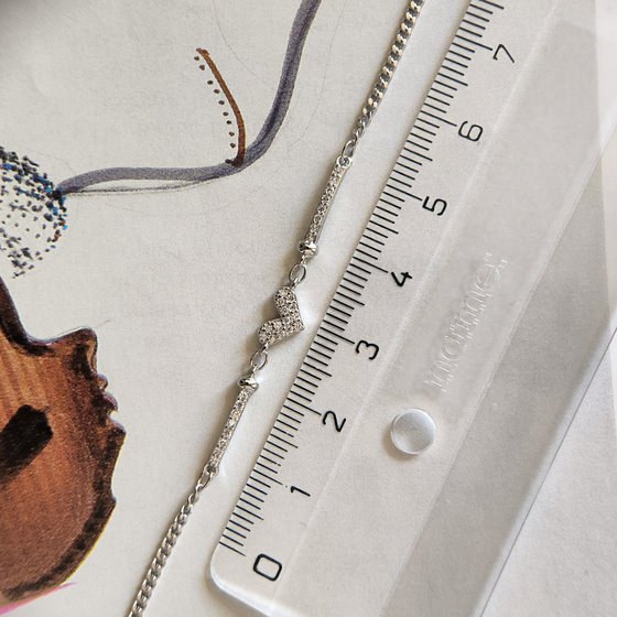 Silver bracelet with cubic zirconia