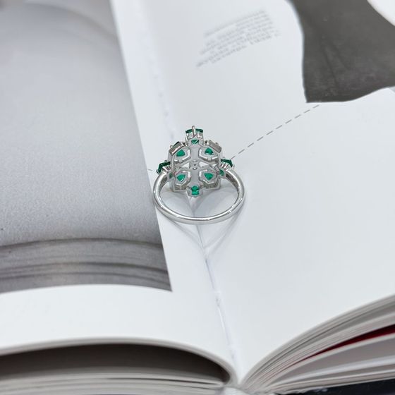 Silver ring with a 1.863-carat nano emerald