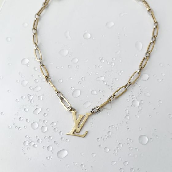 Золотое колье без камней