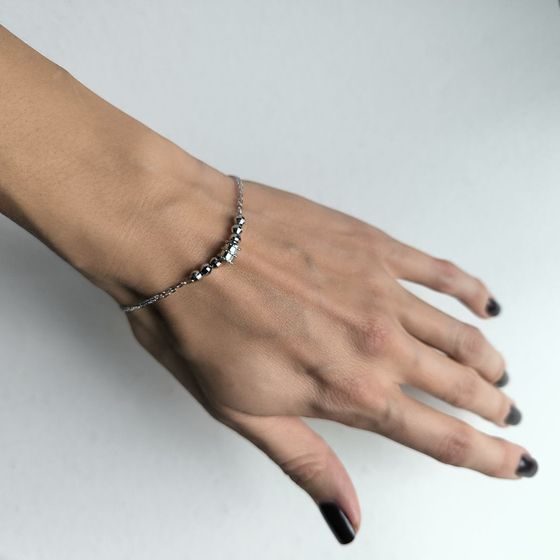 Silver bracelet without stones